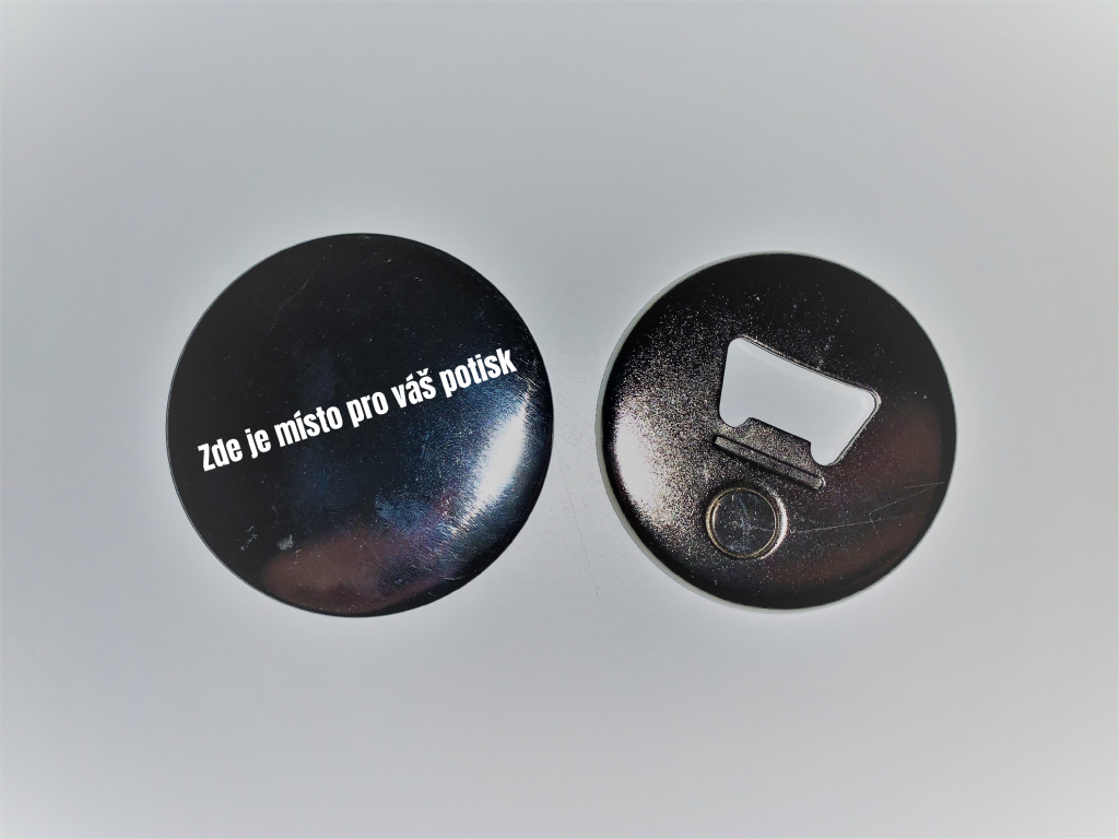 Placka s magnetem a otvírákem 58 mm